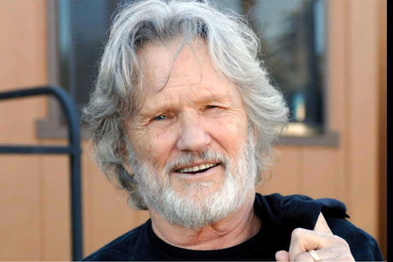 Net Worth of Kris Kristofferson: Bio, Wiki, Age, Height, Education, Career, Net Worth, Family And More