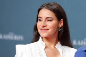 Devrim Lingnau: Wiki, Bio, Age, Height, Movies, Boyfriend, Net Worth